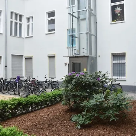 Ruhige In Prenzlauer Berg Apartment